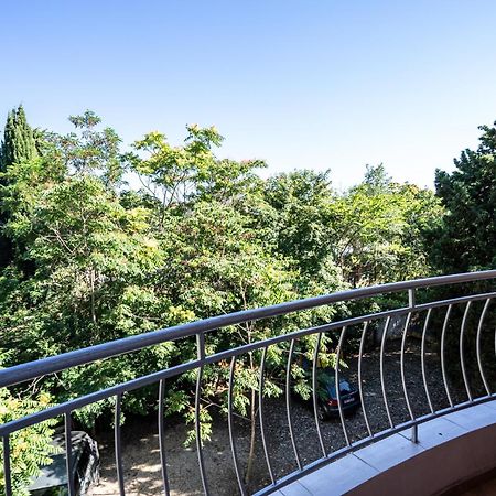 Ar Luxury Apartments رافدا المظهر الخارجي الصورة