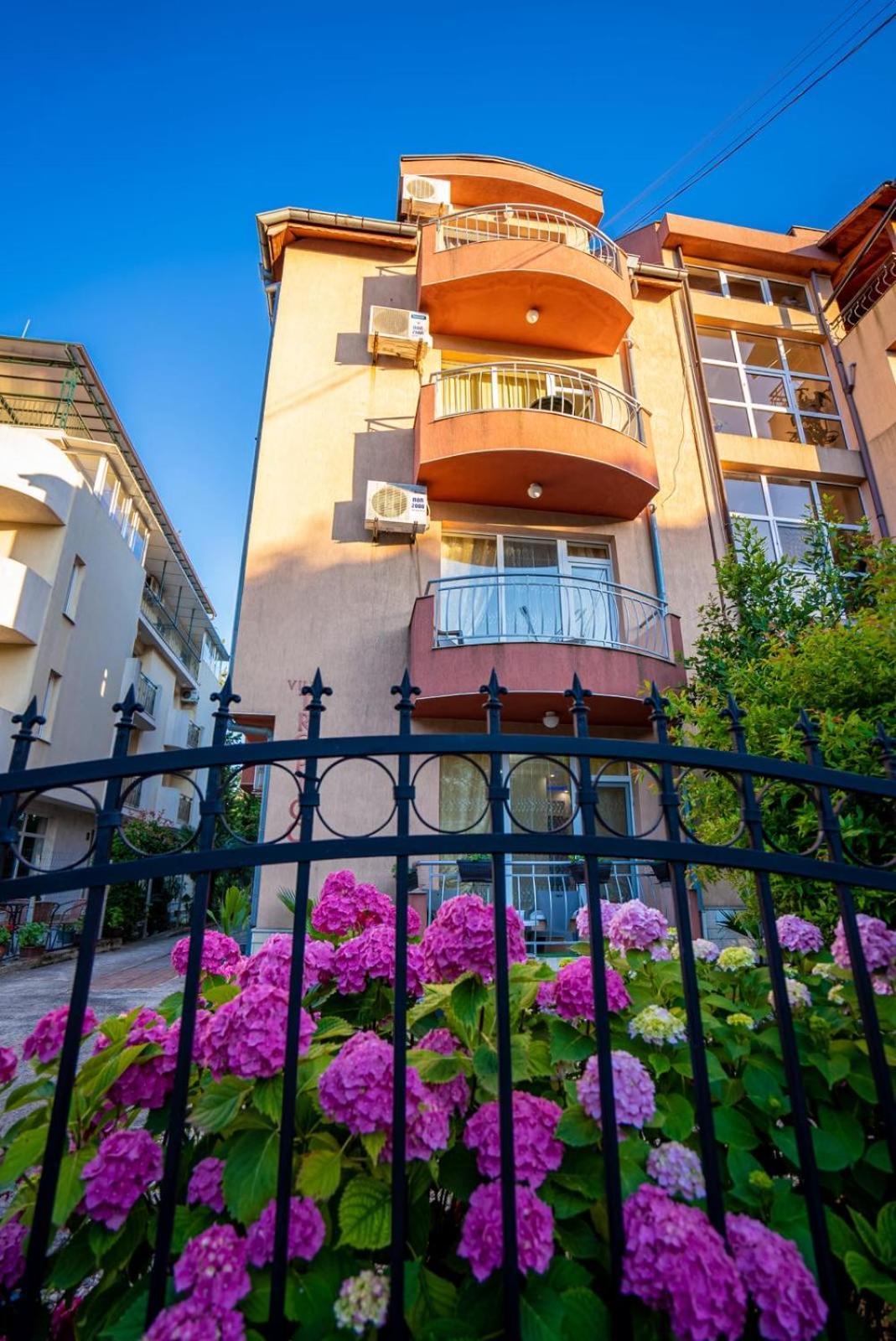 Ar Luxury Apartments رافدا المظهر الخارجي الصورة